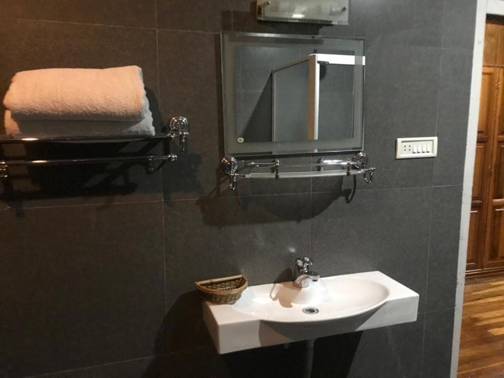 Golden Kisa Resort Gangtok Εξωτερικό φωτογραφία